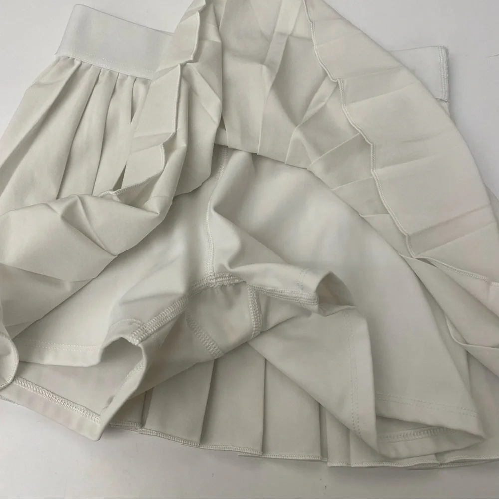 Aritzia || TNA Pleated Tennis Skort Skirt Built in Shorts White XS_6